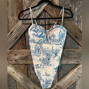 Brand New SHEIN Swimsuit with skirt!